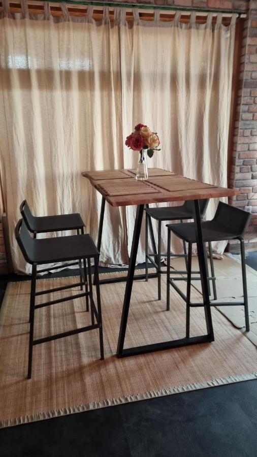 Modern Eingerichtete 3-Zi-Ferienwohnung Zu Vermieten Лёффинген Экстерьер фото